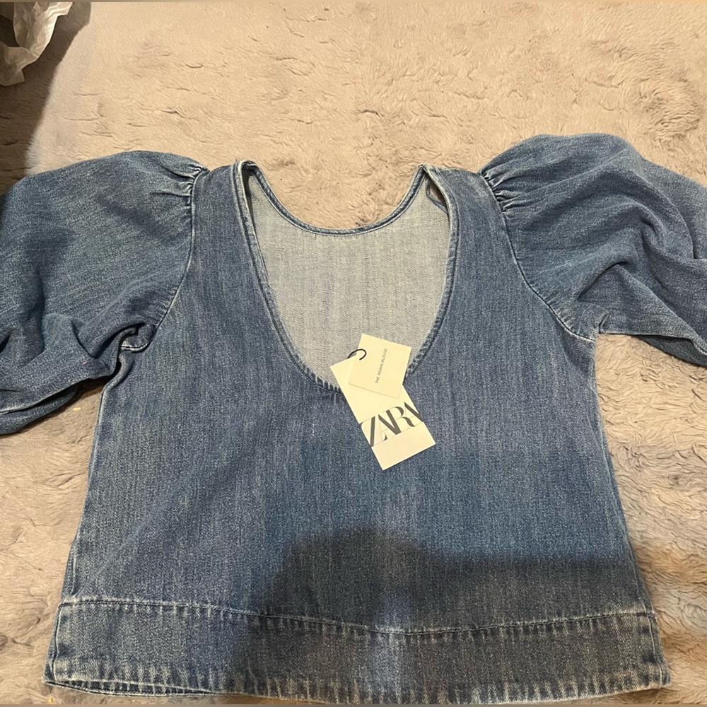 Jean shirt with low back